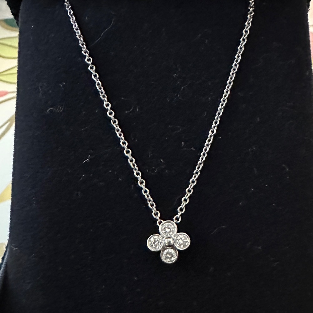 Tiffany Platinum Diamond Flower Necklace PT950